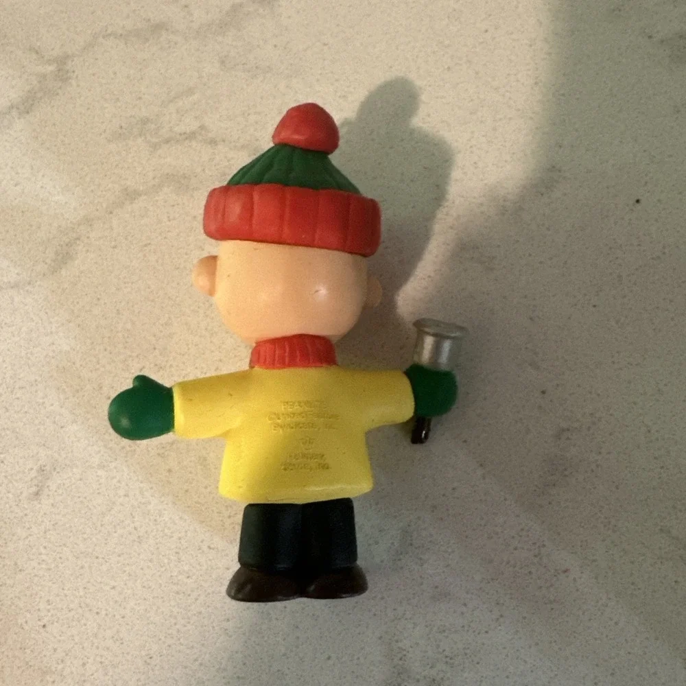 Vintage Charlie Brown Hallmark‎ Christmas Ornament Peanuts